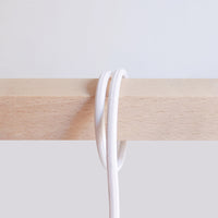Orikomi de Parede Branco com Risca Floresta